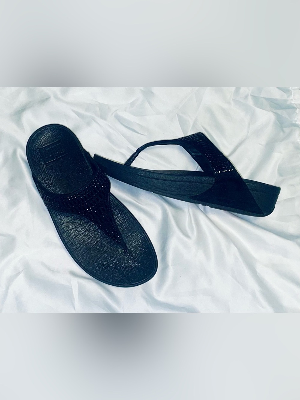 FITFLOP Lulu Black Crystal Embellished Women’s Thong Sandals